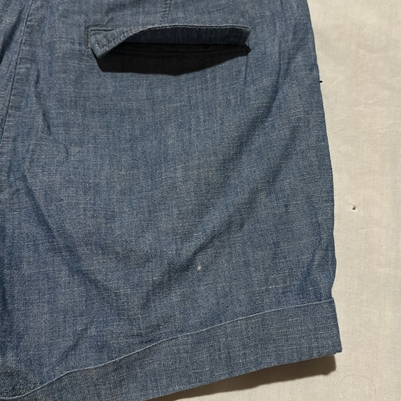 Banana Republic chambray shorts size 2 - Picture 3 of 4